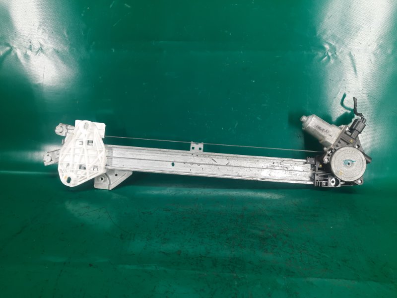 Стеклоподъемник передний правый RDX 12-19 2017 Внедорожник 3.5 J35Z2