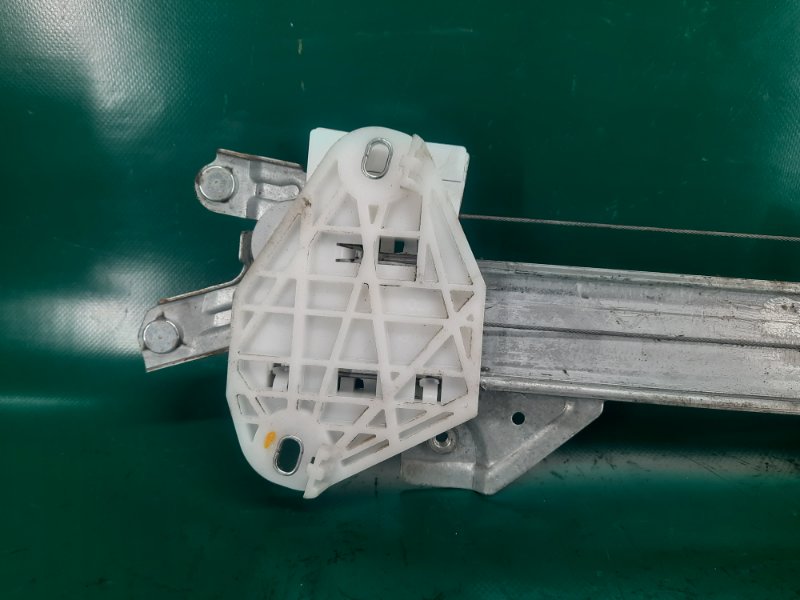 Стеклоподъемник передний правый RDX 12-19 2017 Внедорожник 3.5 J35Z2