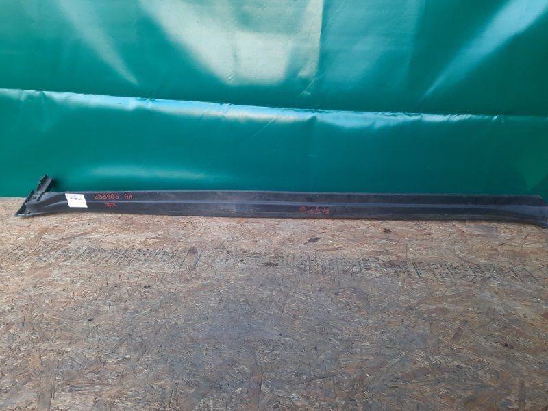 Накладка порога наружная правая ACURA MDX (YD2) 06-13 2008 Внедорожник 3.7 J37A1 71800-STX-A00ZA Б/У