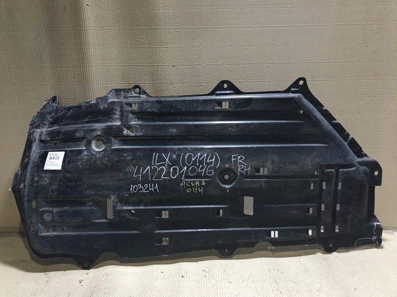 Запчасть защита днища правая ACURA ILX 16-19 2016 Седан 2.4 74606-TR3-A00 Б/У Защита днища правая ACURA ILX 16-19 2016 Седан 2.4 74606-TR3-A00 Б/У