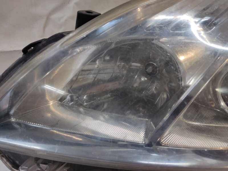 Фара передняя левая PRIUS - 30 09-17