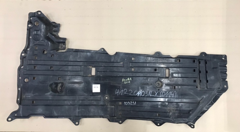 Защита днища левая ACURA ILX 16-19 2016 Седан 2.4 74656-TR3-A00 Б/У