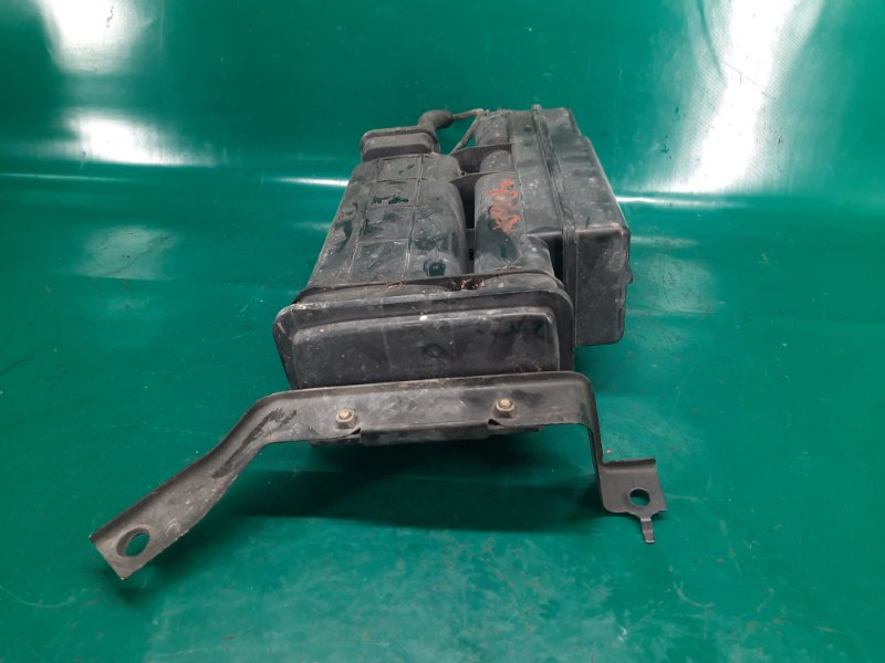 Абсорбер топливный RDX 12-19 2013 Внедорожник 3.5 J35Z2 Абсорбер топливный RDX 12-19 2013 Внедорожник 3.5 J35Z2