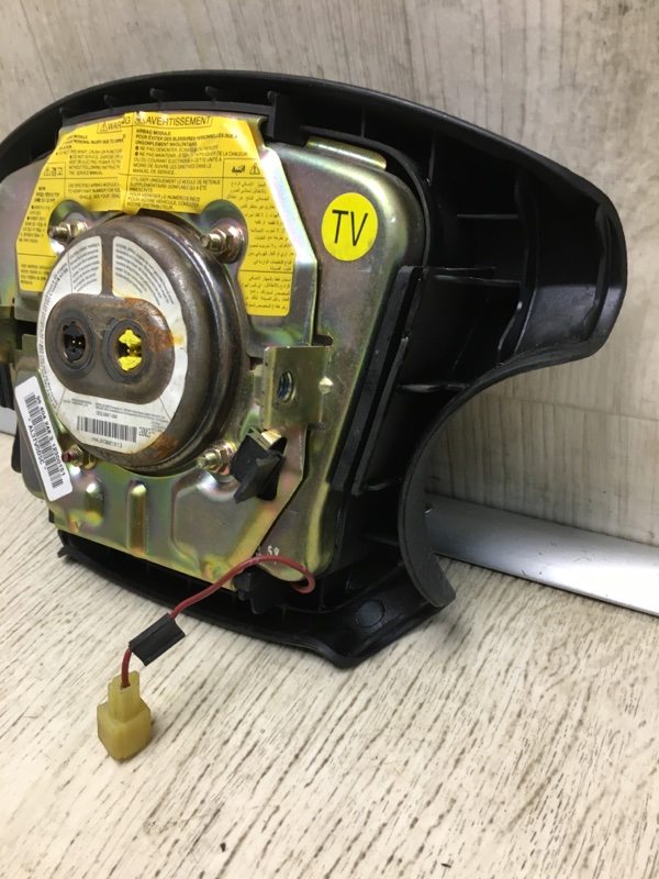 Подушка безопасности в руль VERONA 03-06 Подушка безопасности в руль VERONA 03-06