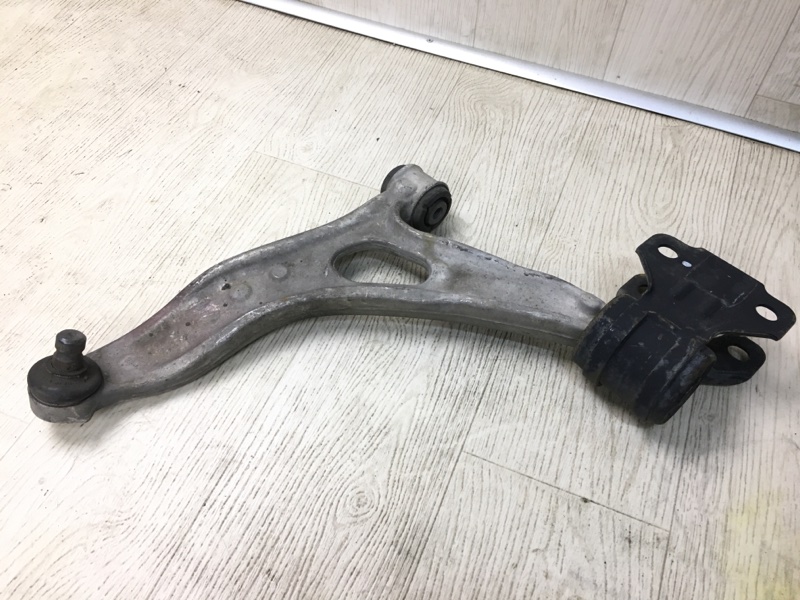 Рычаг передней подвески нижний левый FOCUS 10-18 2013 BK 2.0 XQDA