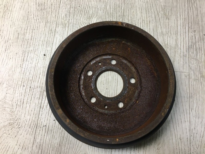 Тормозной барабан задний левый FOCUS 10-18 2013 BK 2.0 XQDA