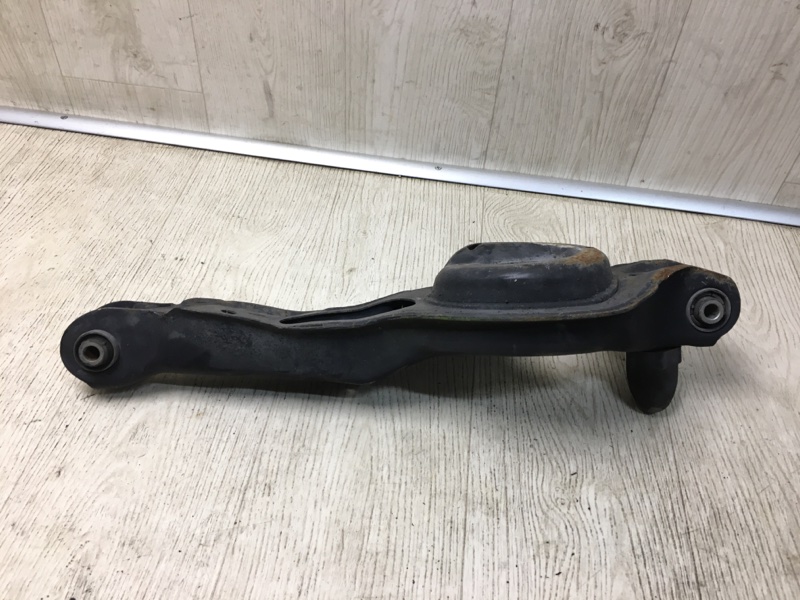 Рычаг задней подвески поперечный нижний FORD FOCUS 10-18 BK 2.0 XQDA Рычаг задней подвески поперечный нижний FORD FOCUS 10-18 BK 2.0 XQDA