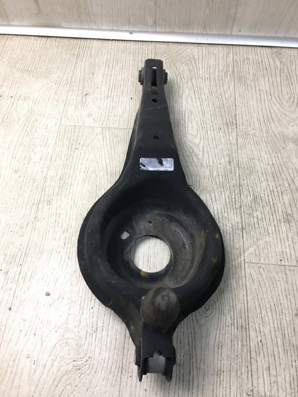 Рычаг задней подвески поперечный нижний FOCUS 10-18 2013 BK 2.0 XQDA Рычаг задней подвески поперечный нижний FOCUS 10-18 2013 BK 2.0 XQDA