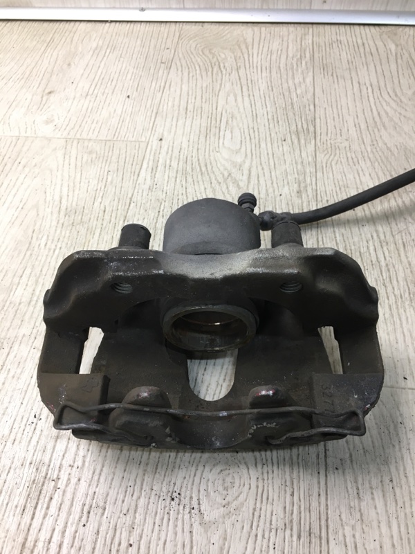 Суппорт тормозной передний правый FOCUS 10-18 2013 BK 2.0 XQDA