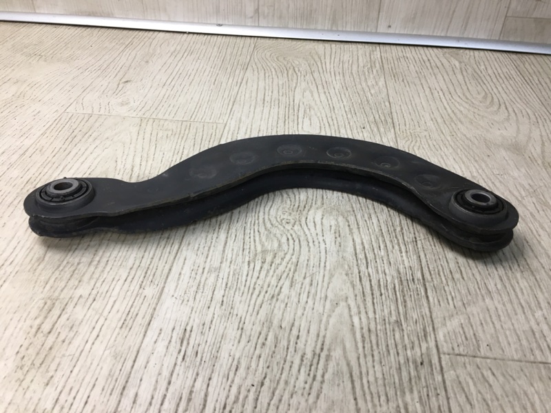 Рычаг задней подвески поперечный верхний FORD FOCUS 10-18 BK 2.0 XQDA