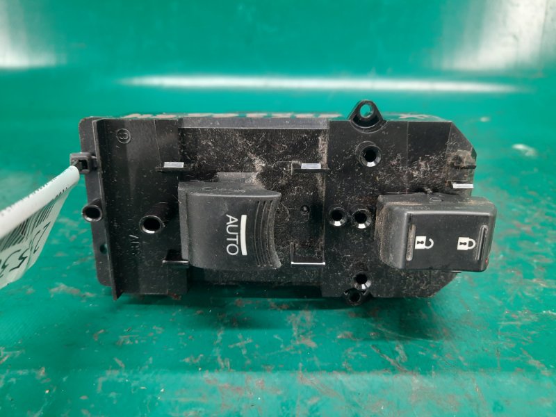 Кнопка стеклоподъемника передняя правая ACURA RDX 12-19 Внедорожник 3.5 J35Z2