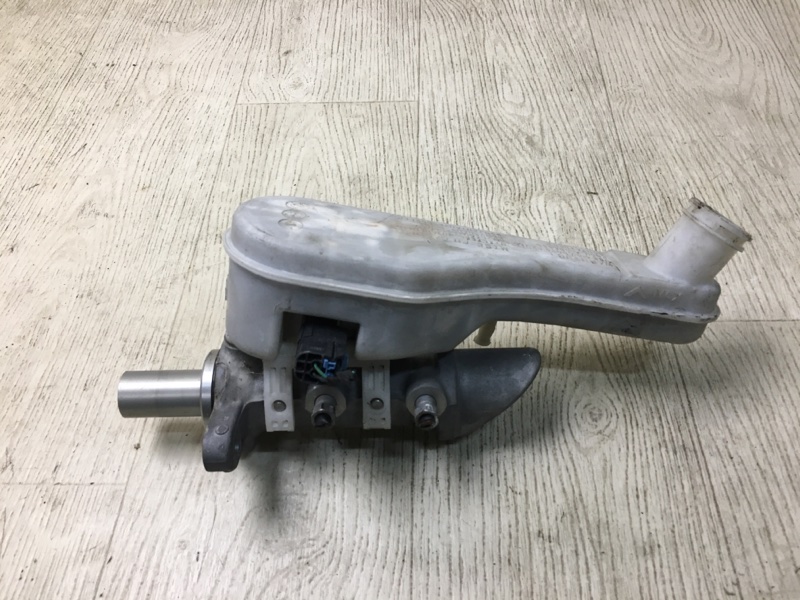 Главный тормозной цилиндр JOURNEY 08-20 2013 JC 3.6 ERB Главный тормозной цилиндр JOURNEY 08-20 2013 JC 3.6 ERB