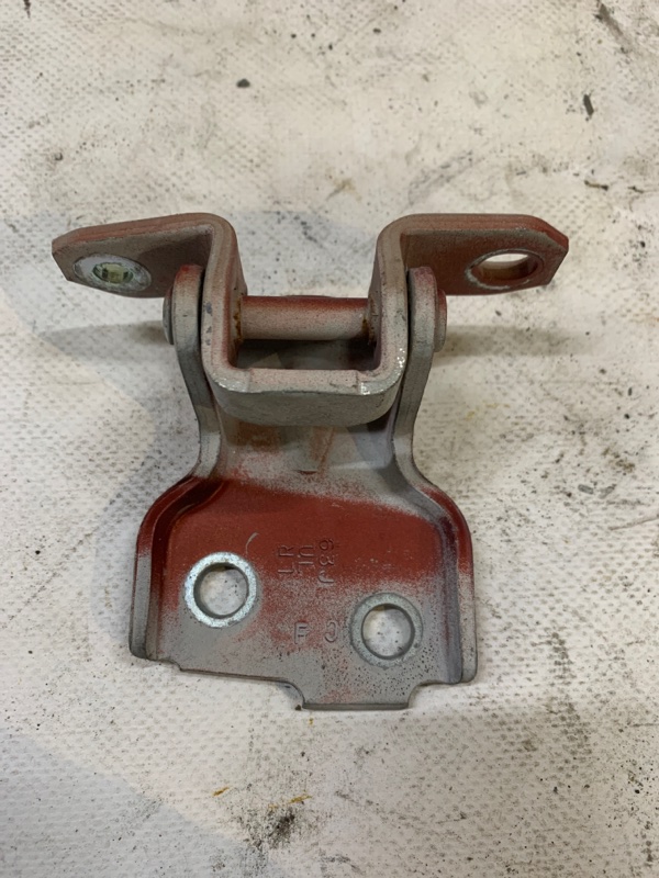 Петля двери верхняя передняя левая SUZUKI SX4 06-13 Хетчбек 2.0