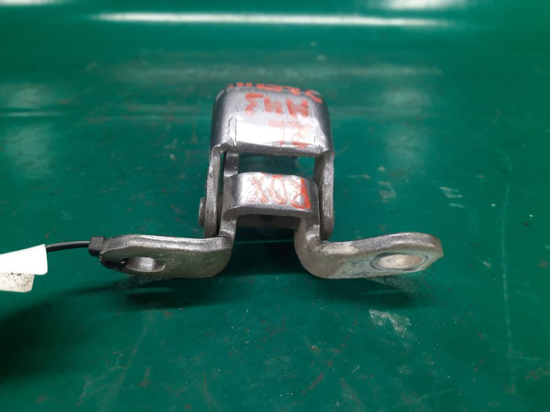 Петля двери нижняя задняя левая RDX 12-19 2017 Внедорожник 3.5 J35Z2 Петля двери нижняя задняя левая RDX 12-19 2017 Внедорожник 3.5 J35Z2