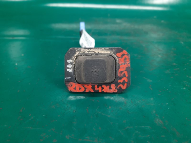 Кнопка открывания багажника наружная ACURA RDX 12-19 2017 Внедорожник 3.5 J35Z2 38369-TX4-A01 Б/У