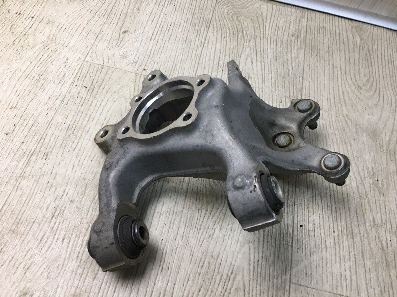 Цапфа задняя правая KIA OPTIMA JF 15-20 2016 JF 2.4 G4KJ 52720-C2100 Б/У