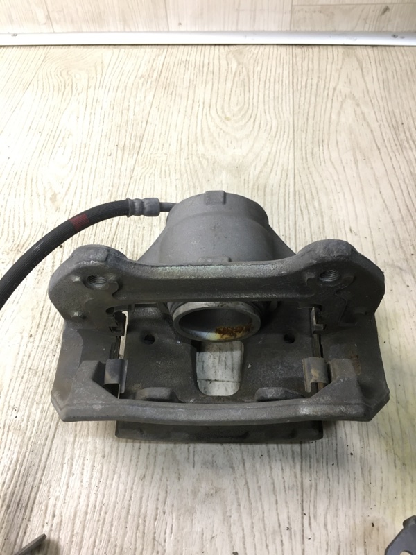 Суппорт тормозной передний левый OPTIMA JF 15-20 2016 JF 2.4 G4KJ Суппорт тормозной передний левый OPTIMA JF 15-20 2016 JF 2.4 G4KJ