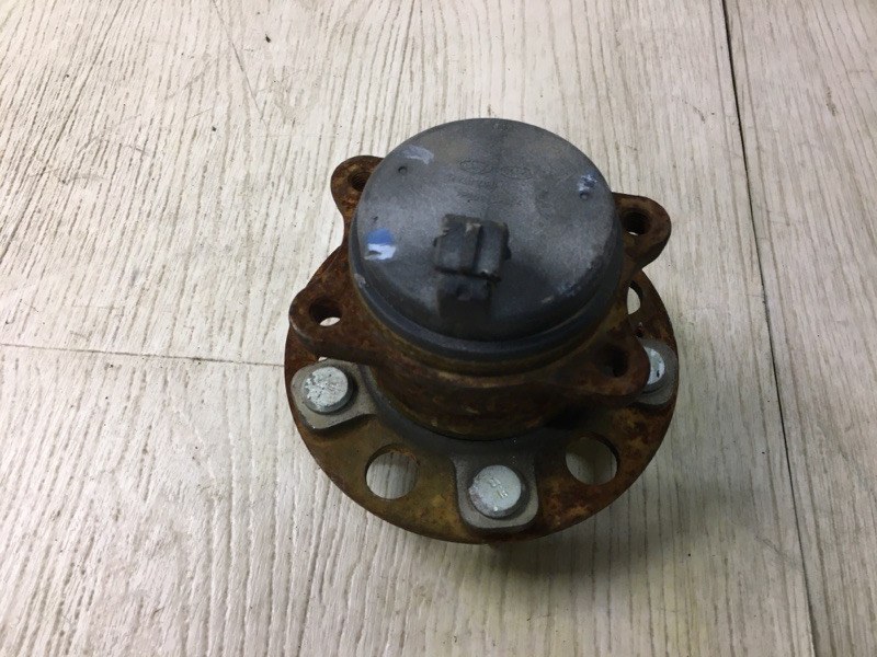 Ступица задняя левая KIA OPTIMA JF 15-20 2016 JF 2.4 G4KJ 52730-C1100 Б/У