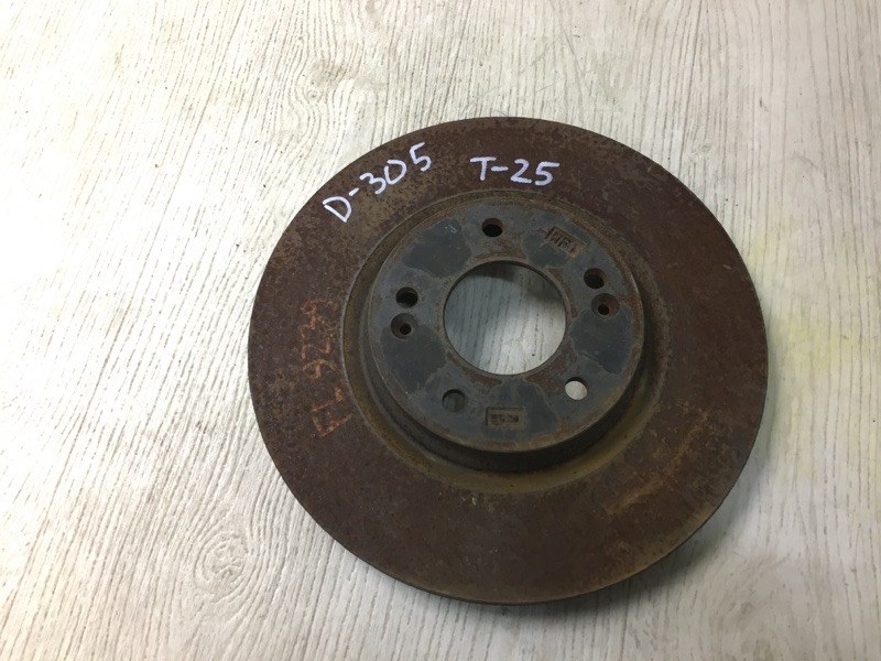 Запчасть тормозной диск передний KIA OPTIMA JF 15-20 2016 JF 2.4 G4KJ 51712-C2000 Б/У Тормозной диск передний KIA OPTIMA JF 15-20 2016 JF 2.4 G4KJ 51712-C2000 Б/У