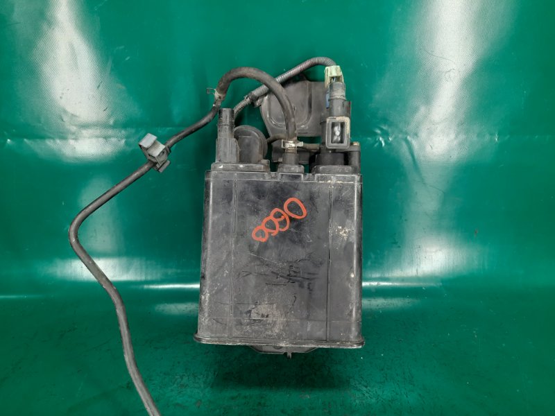 Абсорбер топливный CAMRY 30 02-06 2005 Седан 2.4 2AZFE