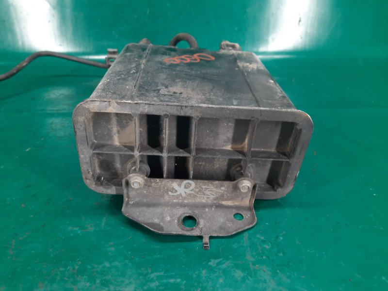 Абсорбер топливный CAMRY 30 02-06 2005 Седан 2.4 2AZFE