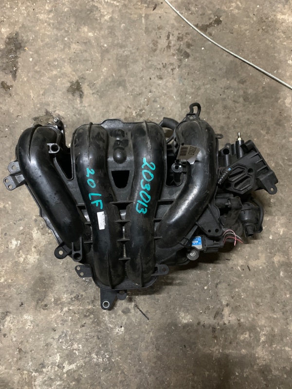 Запчасть коллектор впускной MAZDA 6 GH 07-12 2.0 LF-DE Б/У Коллектор впускной MAZDA 6 GH 07-12 2.0 LF-DE Б/У