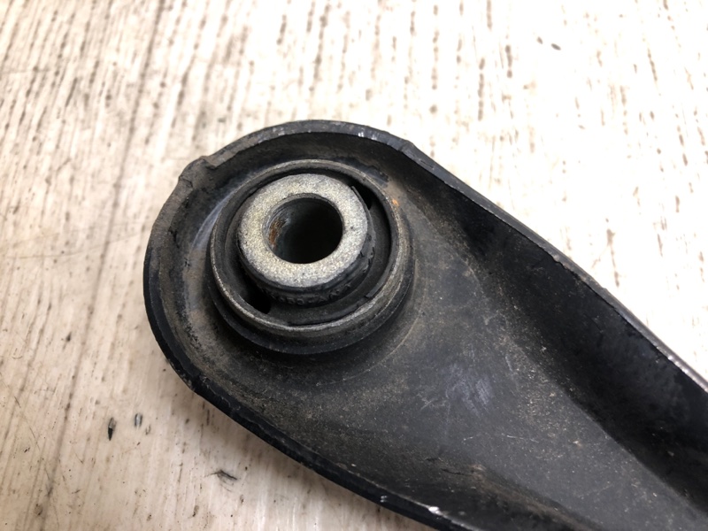 Рычаг задней подвески поперечный задний ESCAPE 12-19 2014 TM2 2.0 HDTX