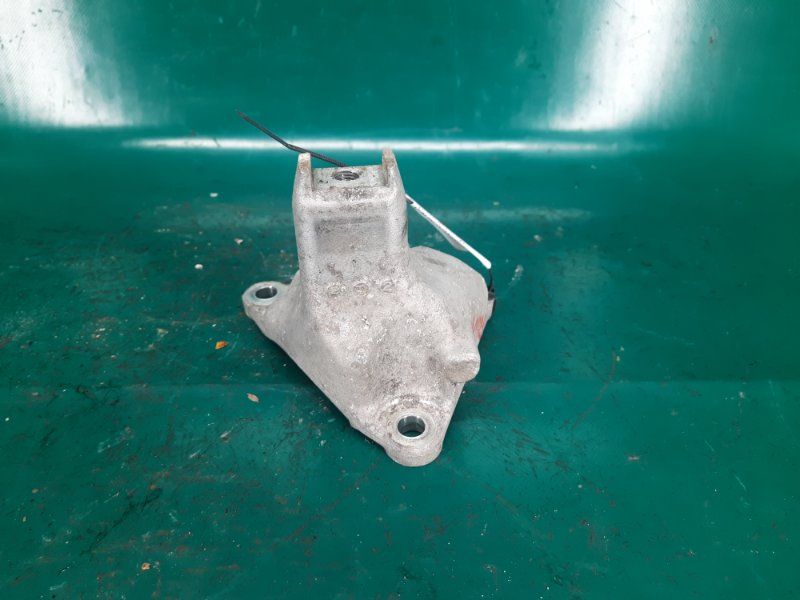 Кронштейн двигателя передний ACURA RDX 12-19 Внедорожник 3.5 J35Z2