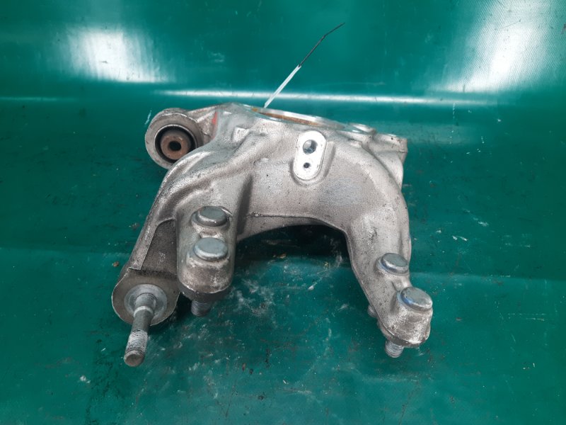 Цапфа задняя правая RDX 12-19 2017 Внедорожник 3.5 J35Z2