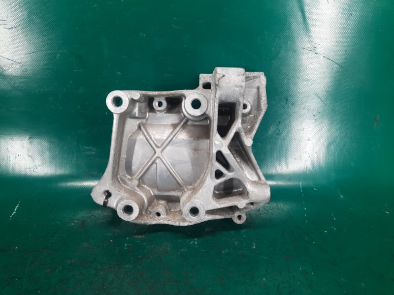 Кронштейн компрессора кондиционера ACURA RDX 12-19 2017 Внедорожник 3.5 J35Z2 38930-5G0-A00 Б/У