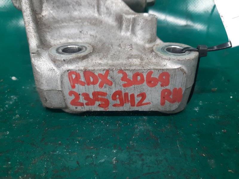 Кронштейн двигателя правый RDX 12-19 2013 Внедорожник 3.5 J35Z2 Кронштейн двигателя правый RDX 12-19 2013 Внедорожник 3.5 J35Z2