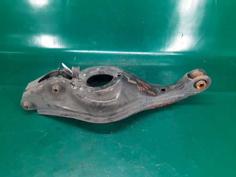 Рычаг задней подвески поперечный нижний левый RDX 12-19 2013 Внедорожник 3.5 J35Z2