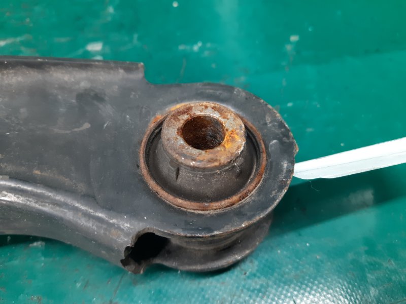 Рычаг задней подвески поперечный верхний правый RDX 12-19 2013 Внедорожник 3.5 J35Z2