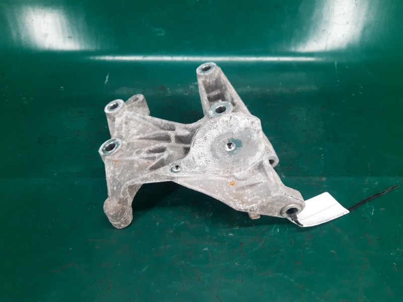 Кронштейн компрессора кондиционера RDX 12-19 2013 Внедорожник 3.5 J35Z2