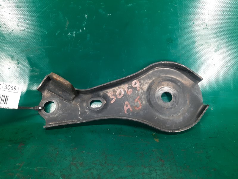 Крепление балки подвески переднее левое ACURA RDX 12-19 Внедорожник 3.5 J35Z2