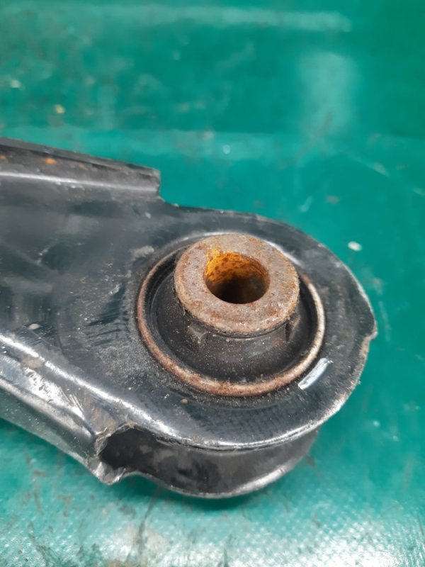 Рычаг задней подвески поперечный верхний правый RDX 12-19 2017 Внедорожник 3.5 J35Z2