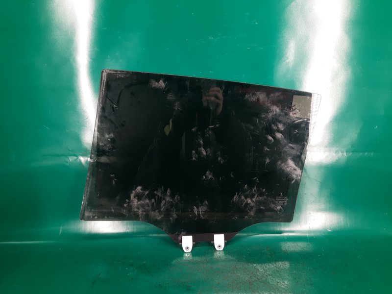 Стекло двери заднее правое RDX 12-19 2017 Внедорожник 3.5 J35Z2