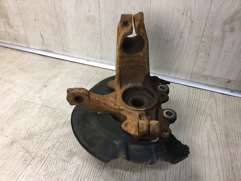 Кулак поворотный передний левый FOCUS 10-18 2014 BK 2.0 XQDA