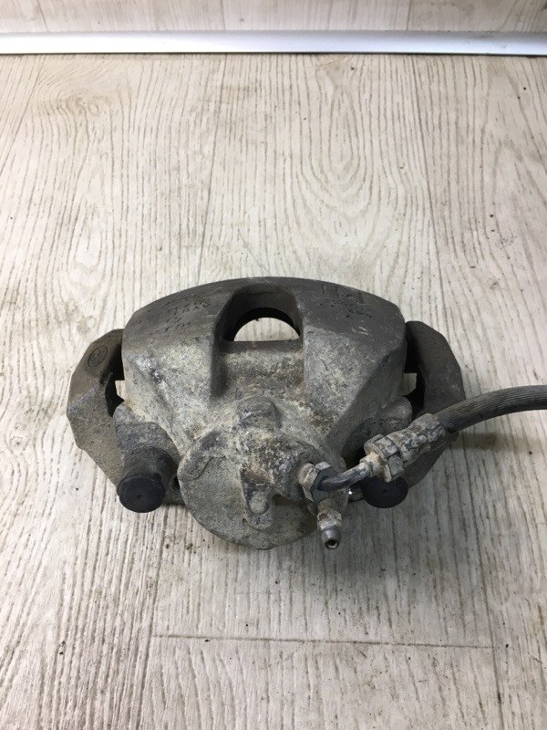 Суппорт тормозной передний правый FORD FOCUS 10-18 BK 2.0 XQDA