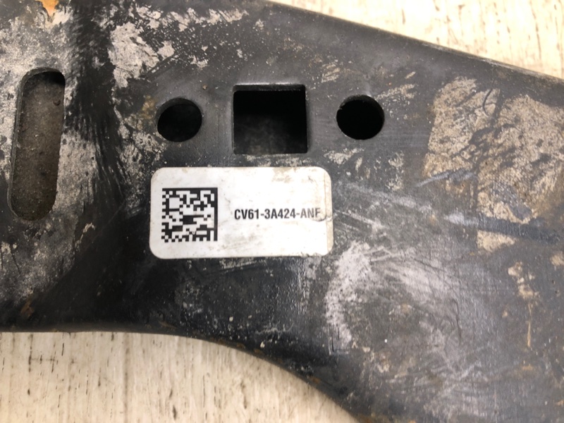 Рычаг передней подвески нижний левый ESCAPE 12-19 2014 TM2 2.0 HDTX