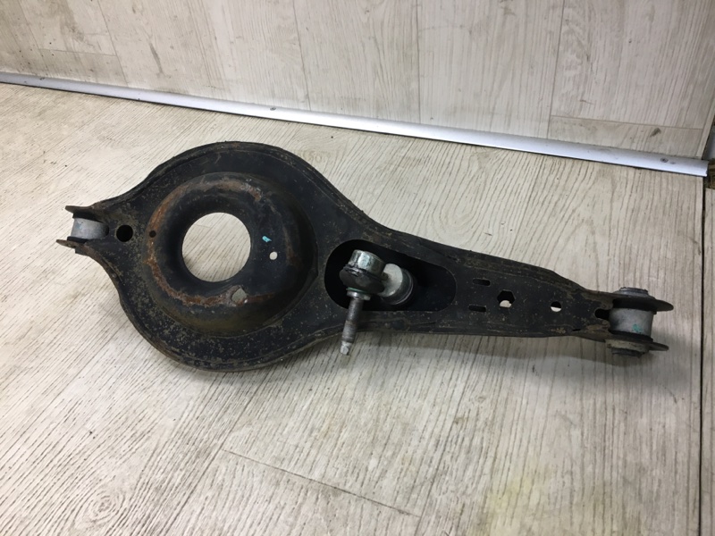 Рычаг задней подвески поперечный нижний FOCUS 10-18 2014 BK 2.0 XQDA