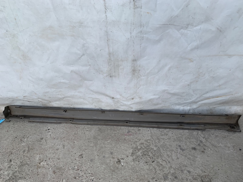 Накладка порога наружная правая FORESTER SG 02-07