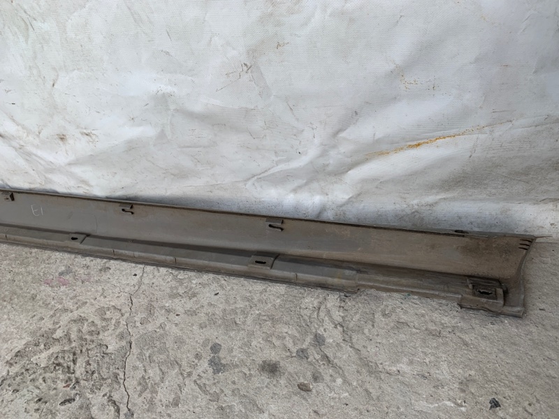 Накладка порога наружная правая FORESTER SG 02-07