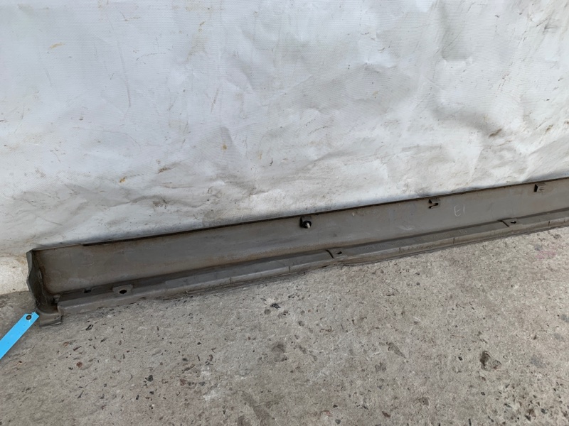 Накладка порога наружная правая FORESTER SG 02-07