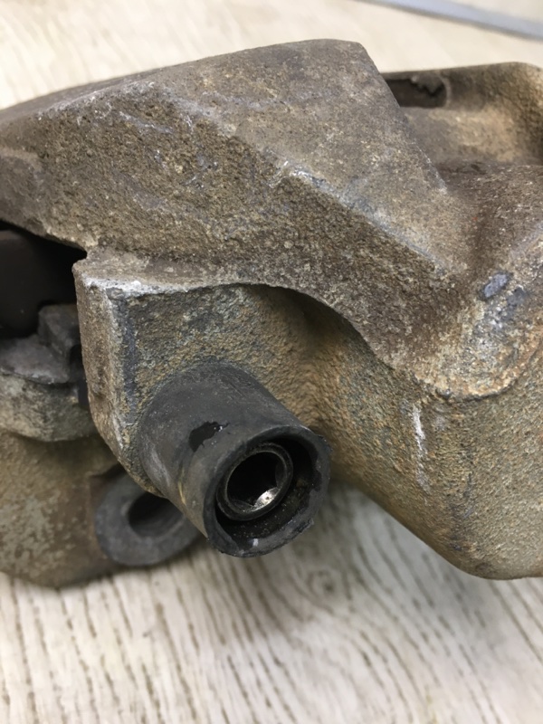 Суппорт тормозной передний правый FOCUS 10-18 2014 BK 2.0 XQDA