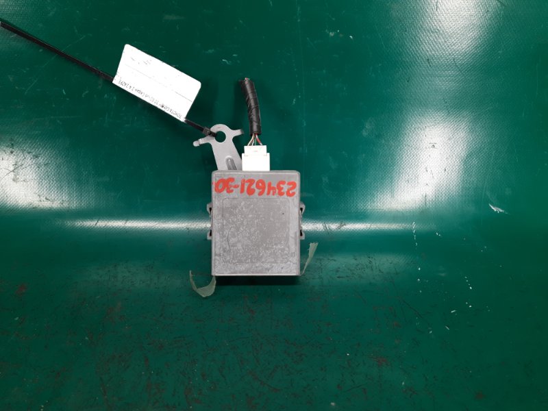 Блок электронный TOYOTA CAMRY 30 02-06 2005 Седан 2.4 2AZFE 89741-AA020 Б/У