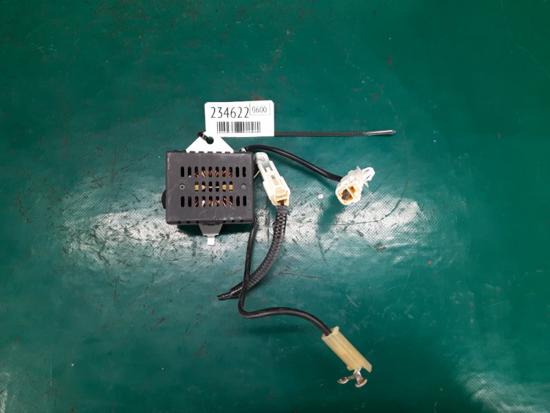 Запчасть блок электронный TOYOTA CAMRY 30 02-06 2005 Седан 2.4 2AZFE 90084-98058 Б/У Блок электронный TOYOTA CAMRY 30 02-06 2005 Седан 2.4 2AZFE 90084-98058 Б/У