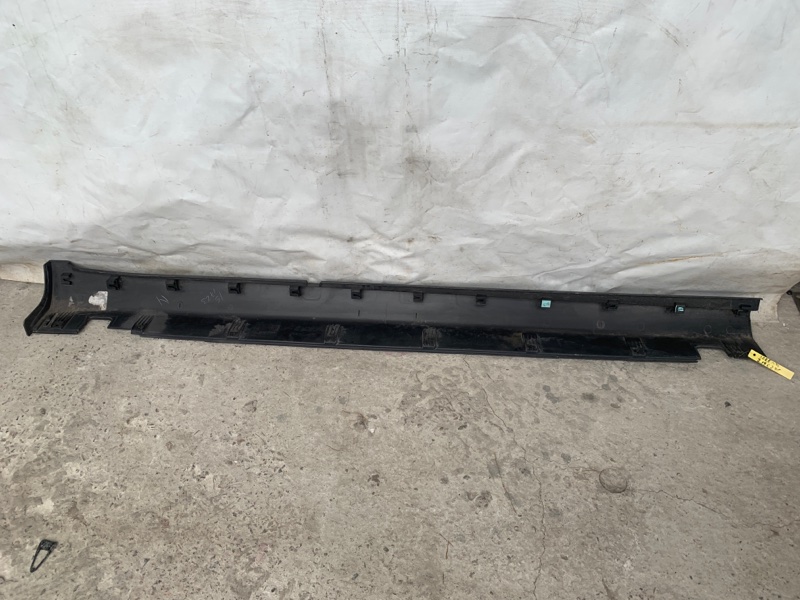 Накладка порога наружная левая SORENTO XM 09-14 2012 Внедорожник 2.4