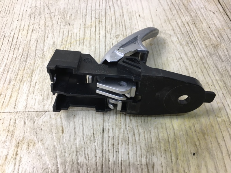 Ручка двери внутренняя передняя левая 200 14-16 2016 UF 2.4 ED6