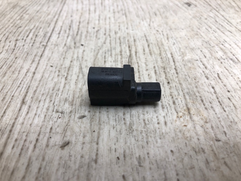 Датчик ABS задний FORD ESCAPE 12-19 HV6Z-2C190-A Б/У